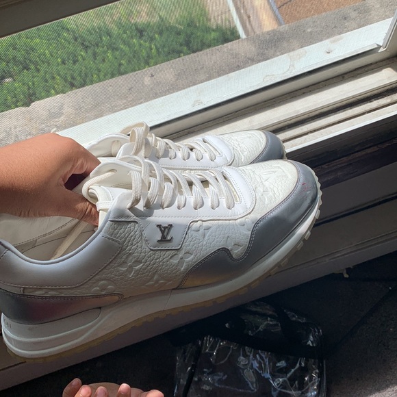 Only worn once - Picture 3 of 3